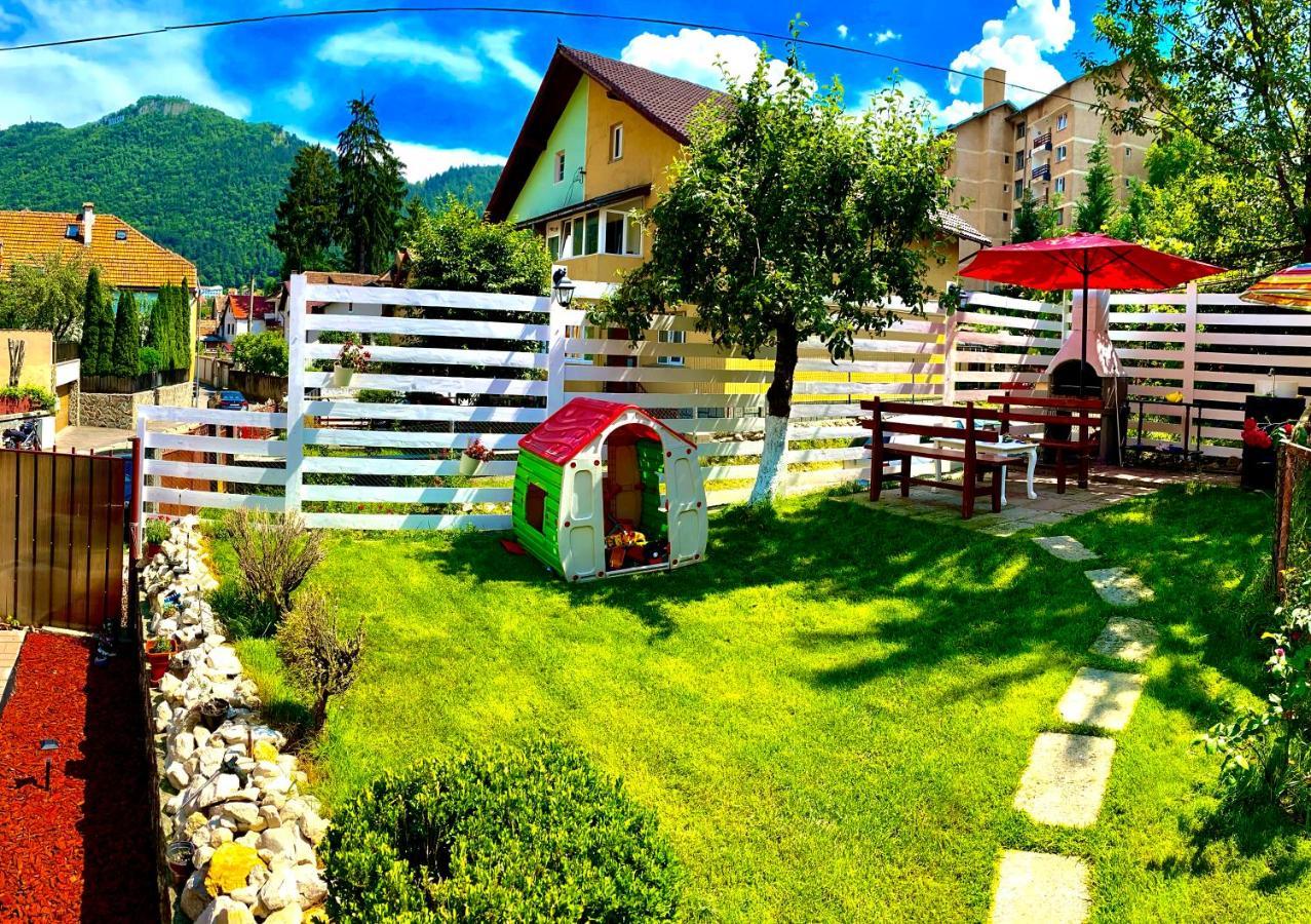 Vinyl's Place Holiday home *